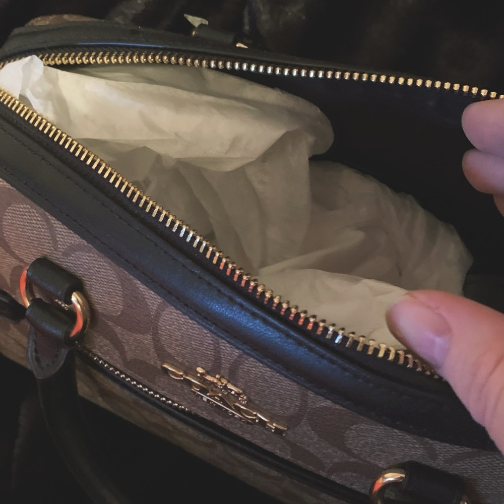 NWT Coach Purse - Picture 3 of 5